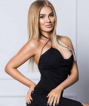 Милана, 22